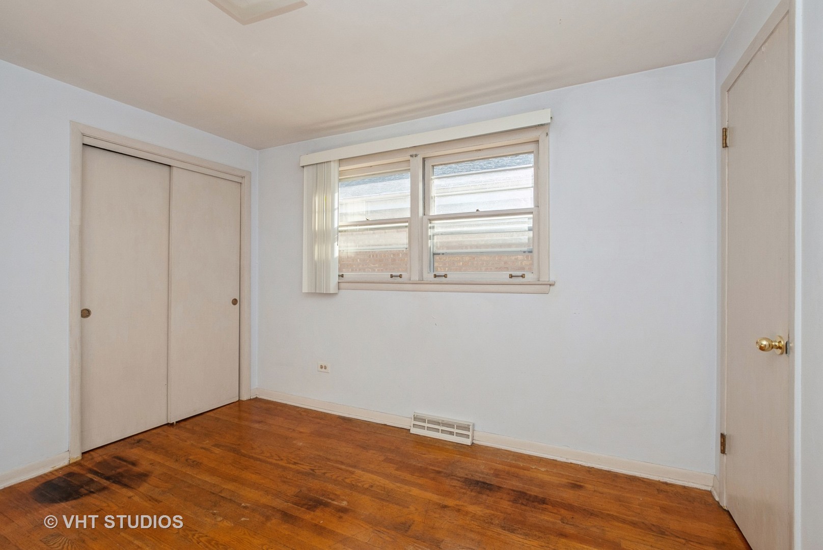 7226 W 60TH Place