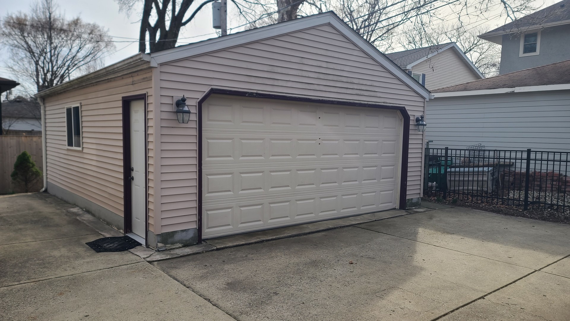 30 Poplar Place