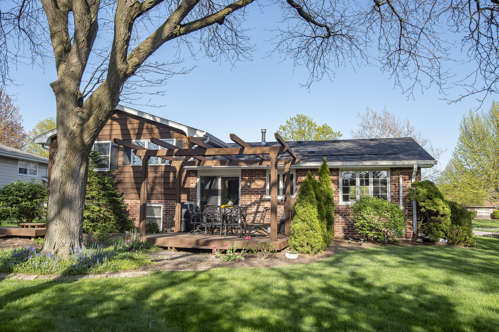 7616 Rohrer Drive