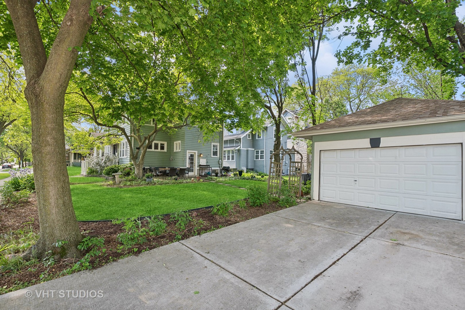 101 N Spring Avenue