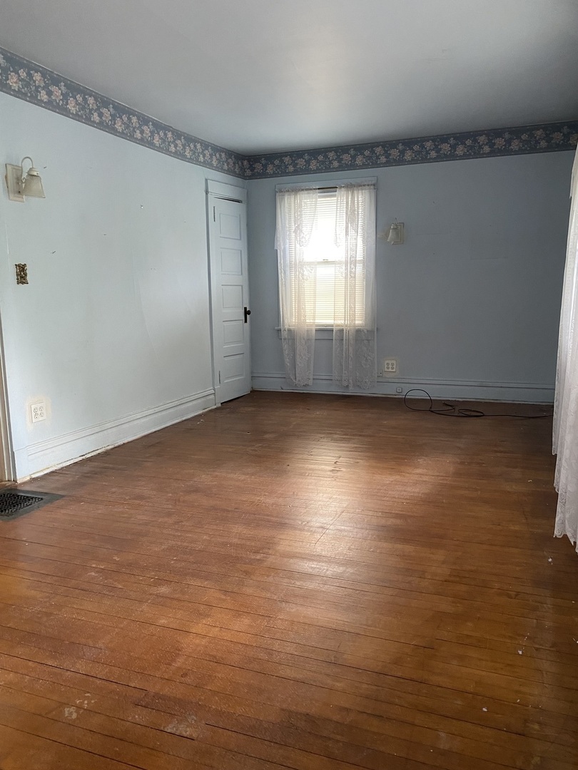 235 N Catherine Avenue