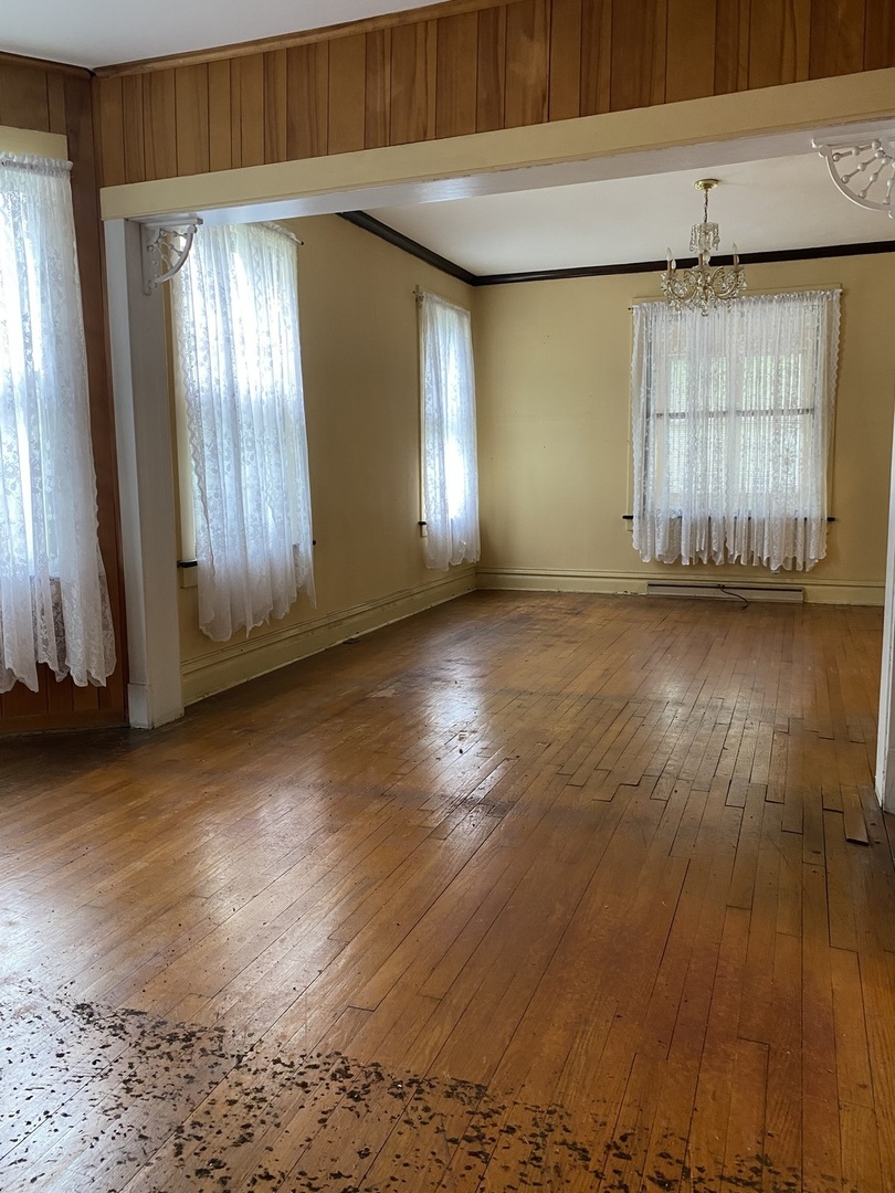 235 N Catherine Avenue