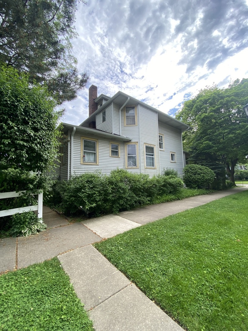235 N Catherine Avenue