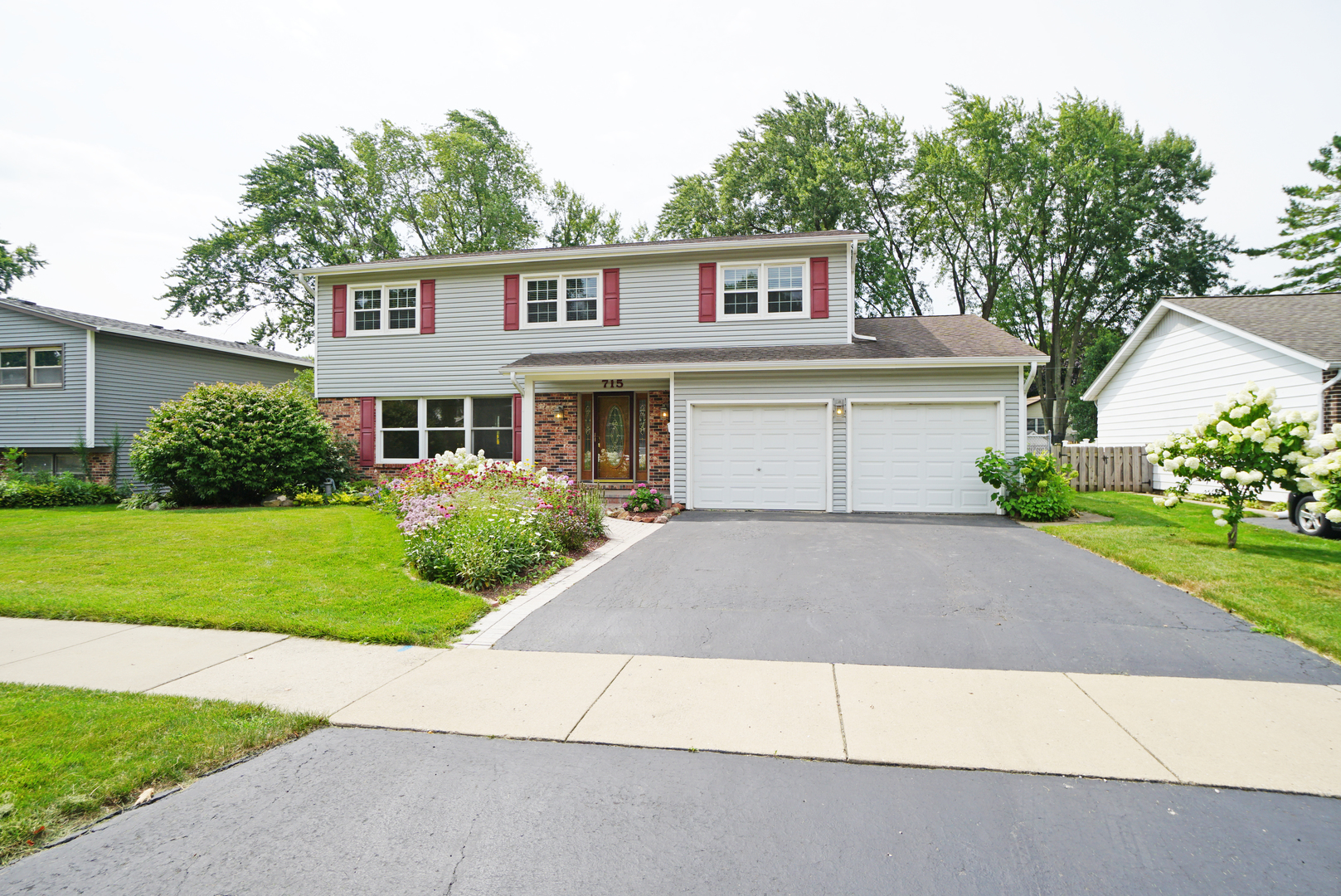 715 W Berkley Drive