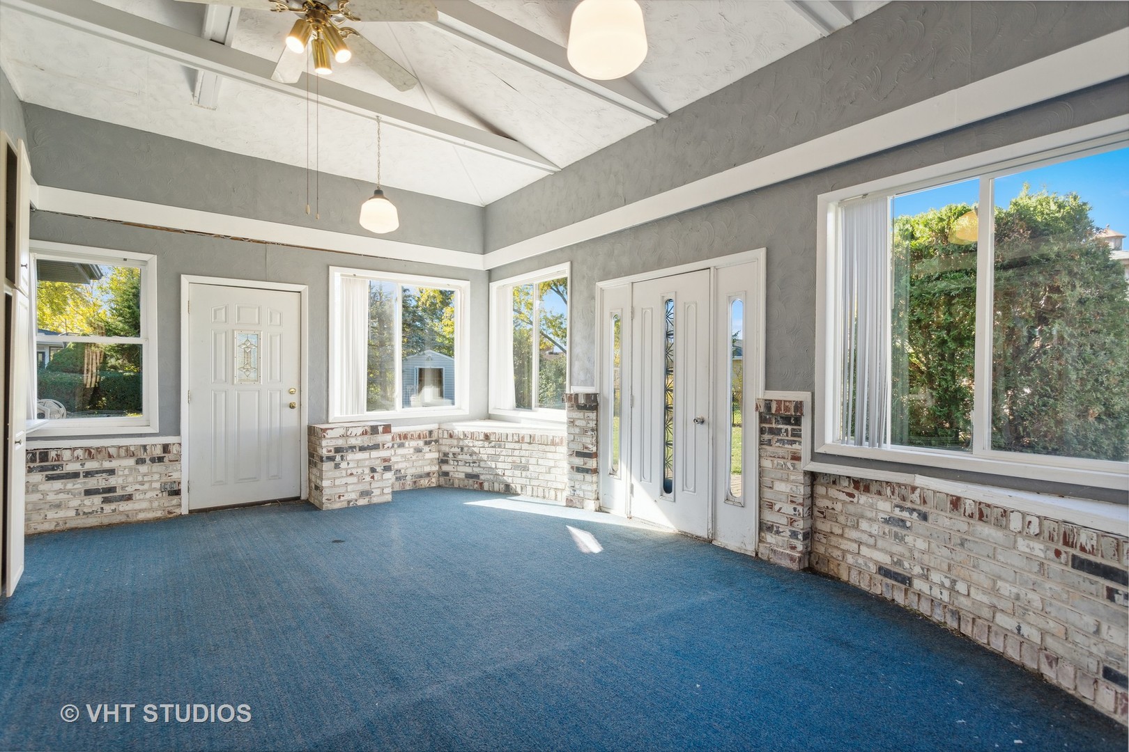 7608 Blackberry Lane