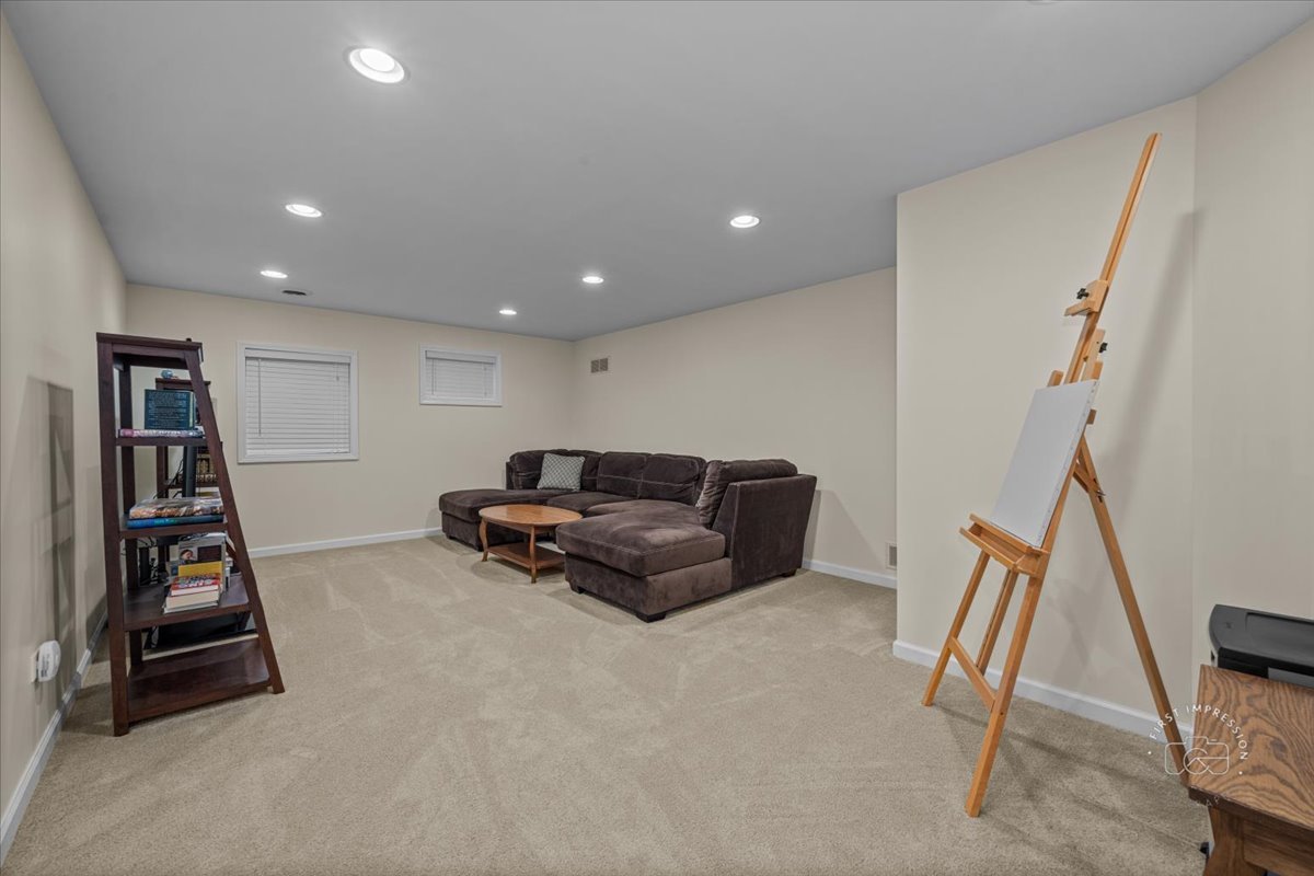 841 Sycamore Lane