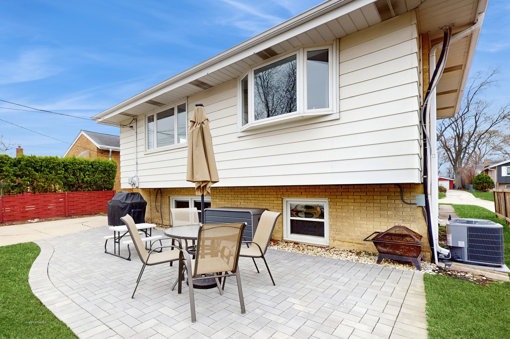 427 W Commonwealth Lane