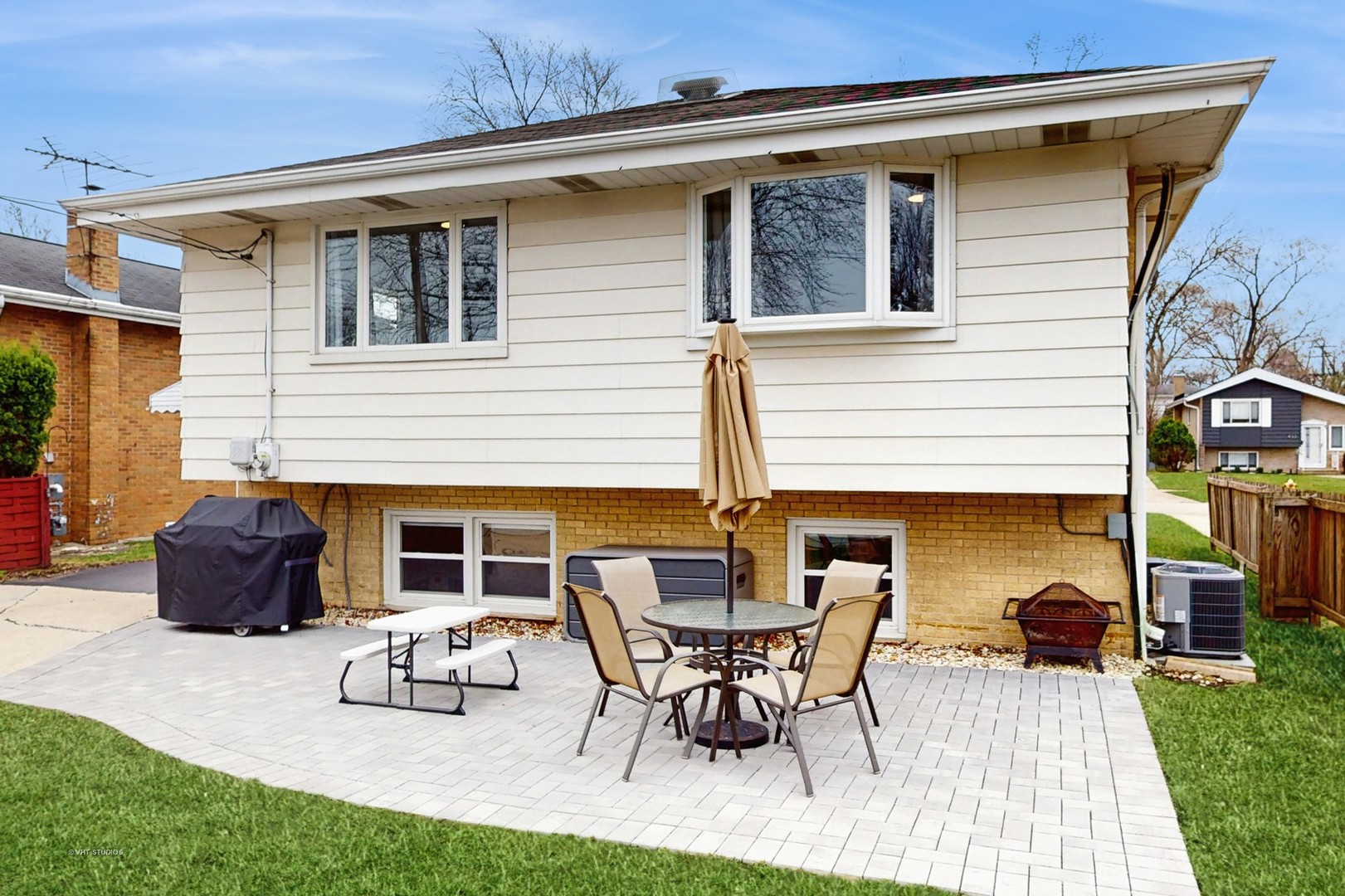 427 W Commonwealth Lane