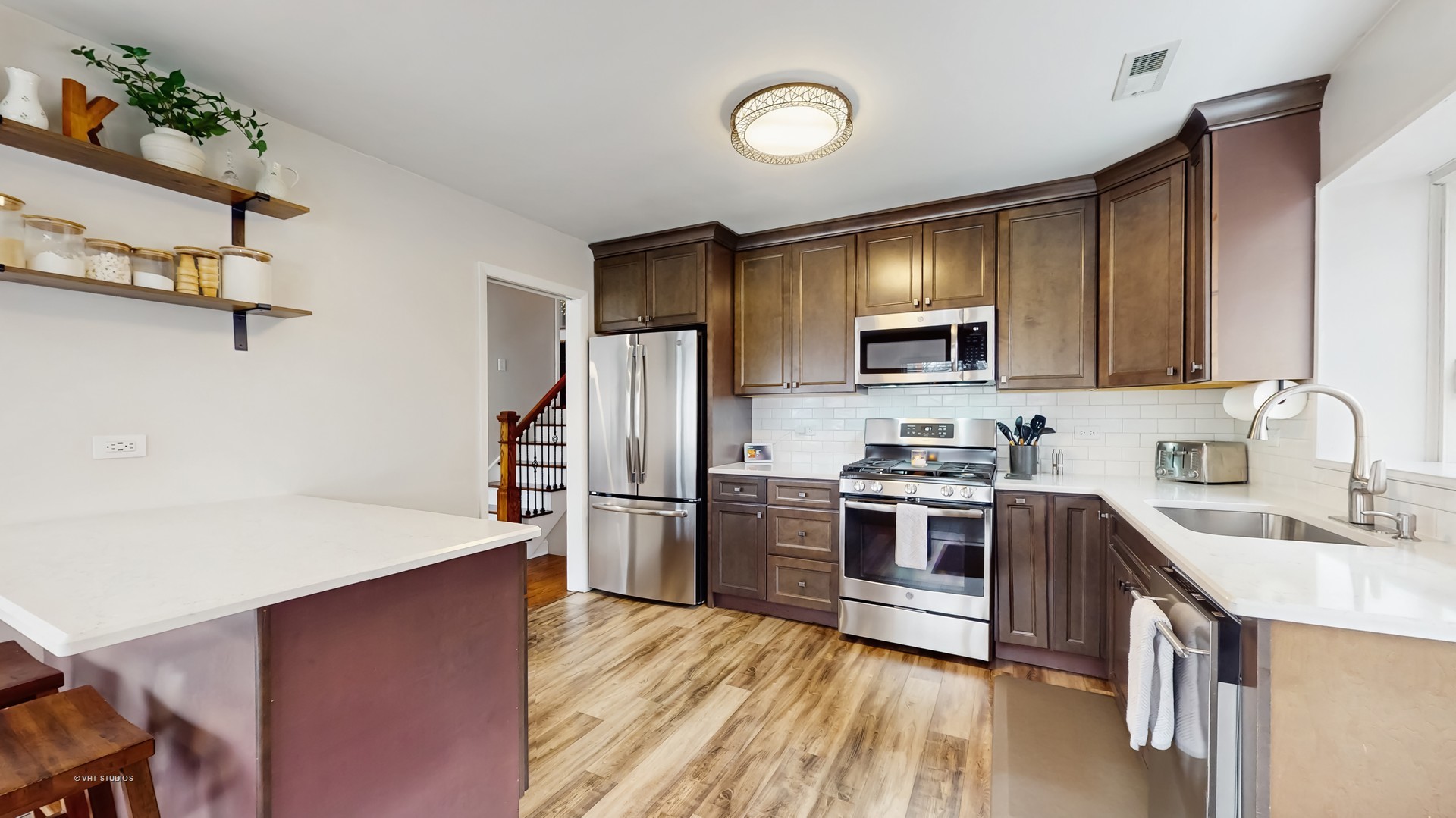 427 W Commonwealth Lane