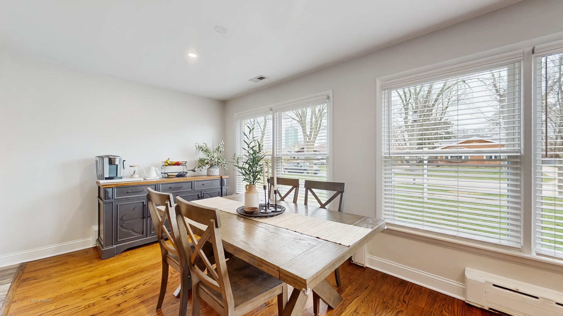 427 W Commonwealth Lane