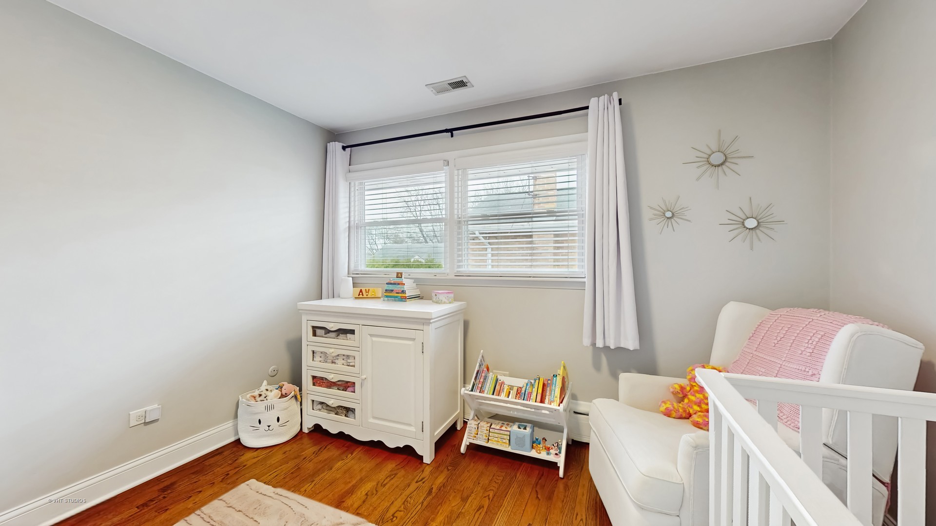 427 W Commonwealth Lane