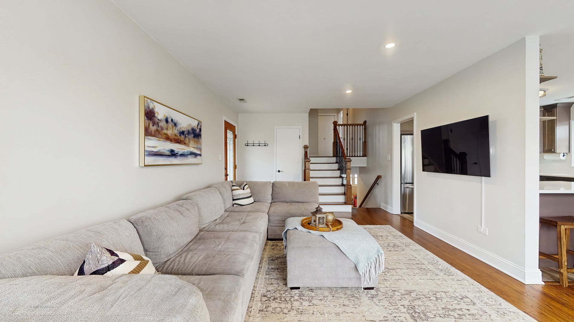 427 W Commonwealth Lane