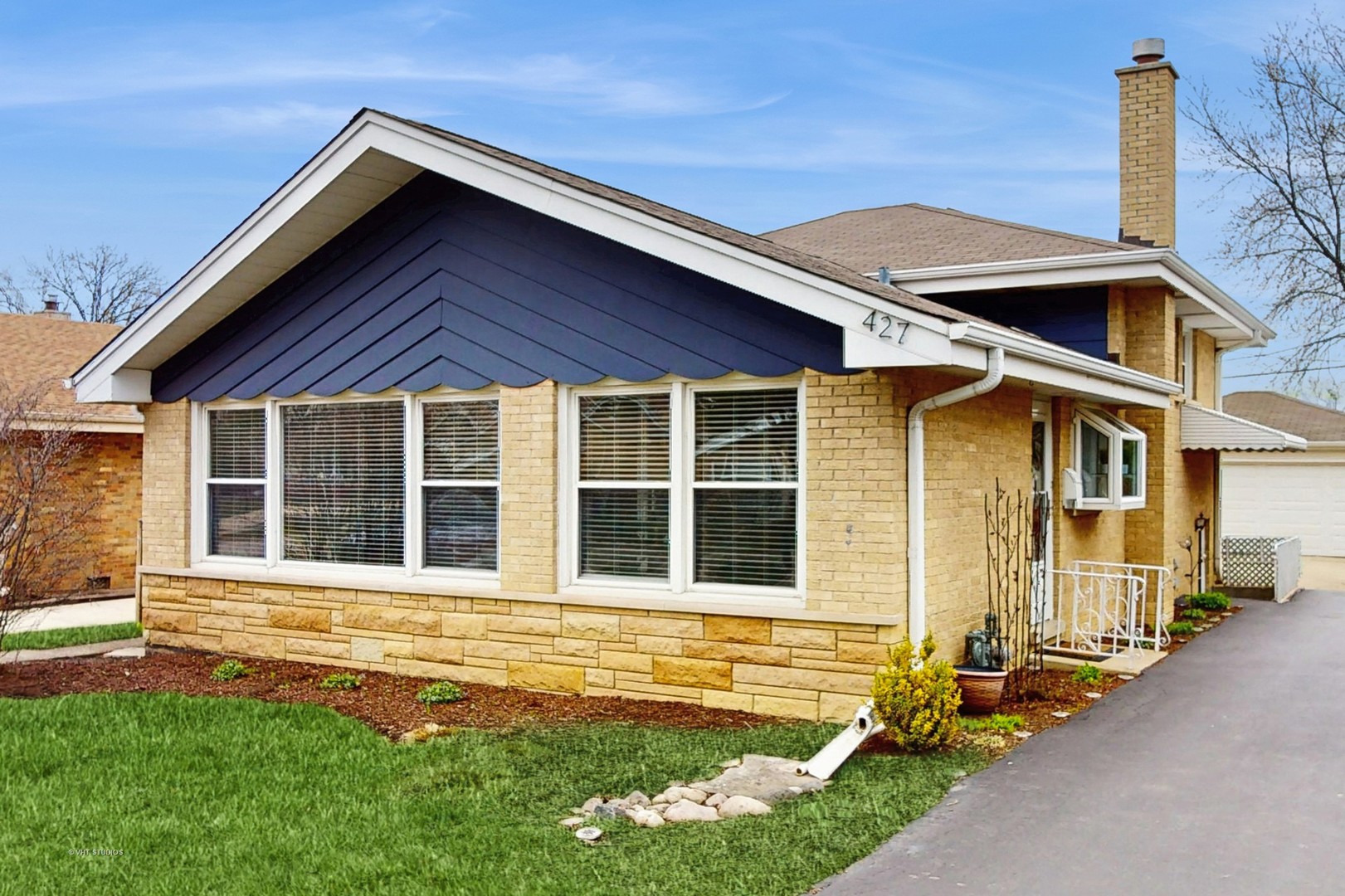 427 W Commonwealth Lane