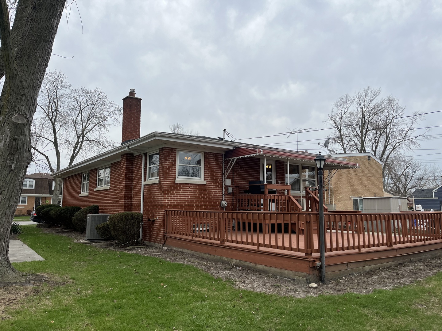 9042 Bartlett Avenue
