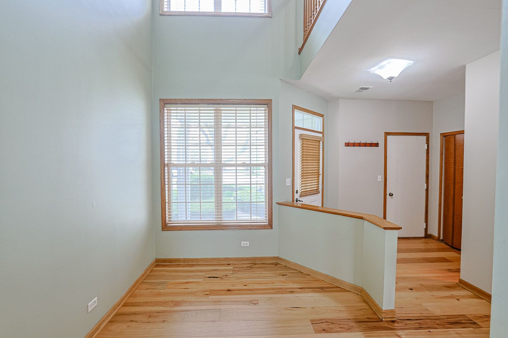 2815 POWELL Court Unit: 2815