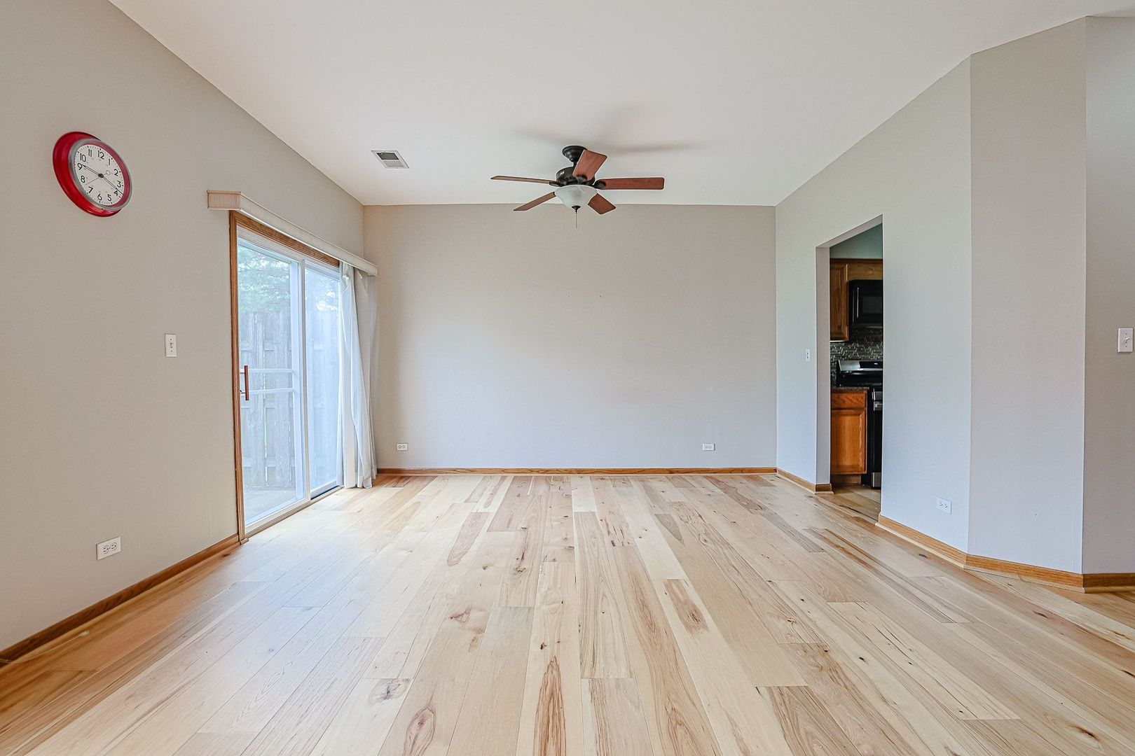 2815 POWELL Court Unit: 2815