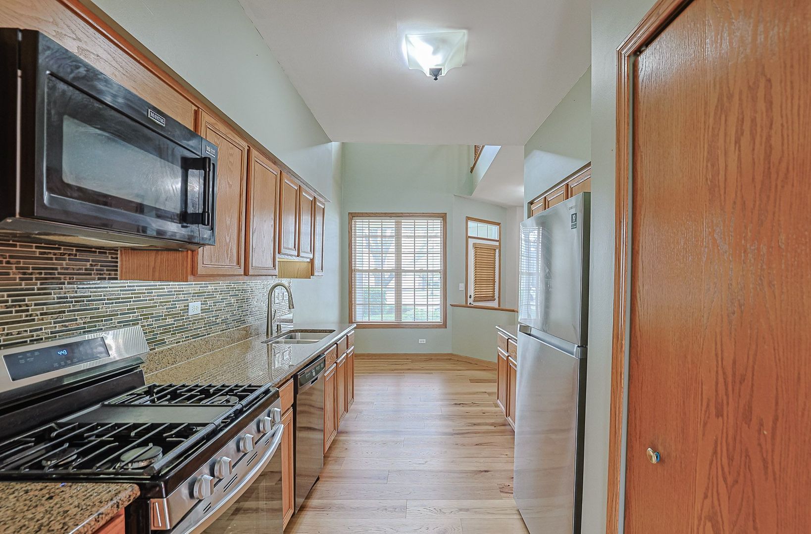 2815 POWELL Court Unit: 2815