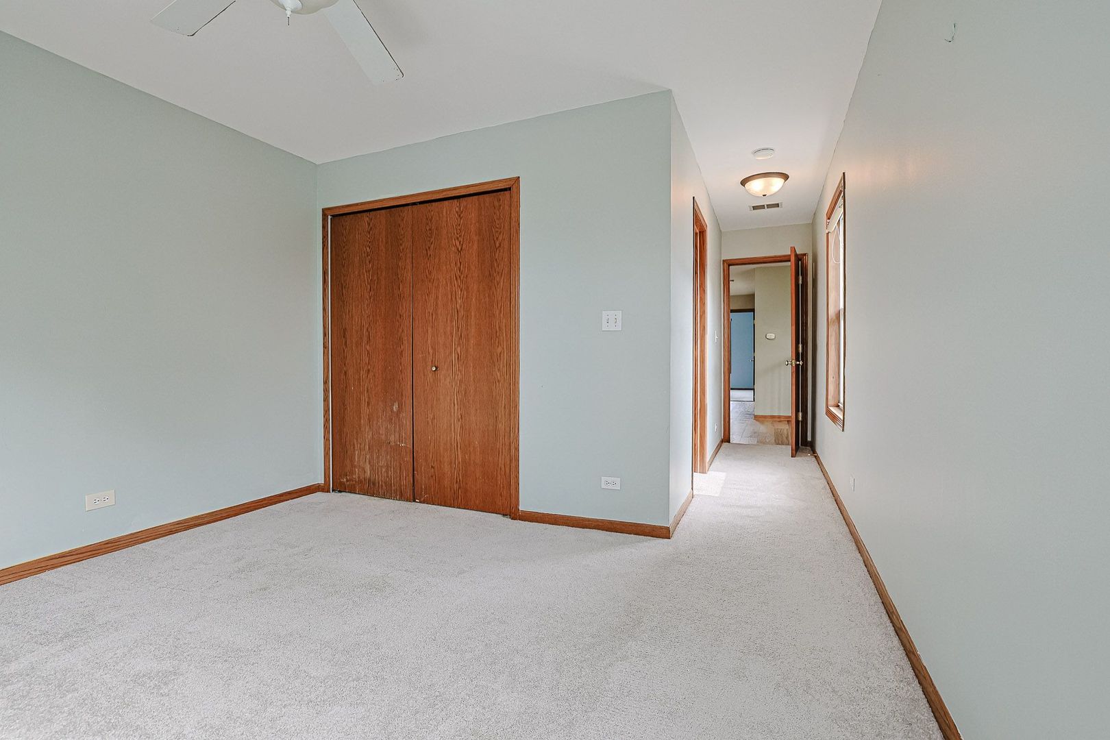 2815 POWELL Court Unit: 2815