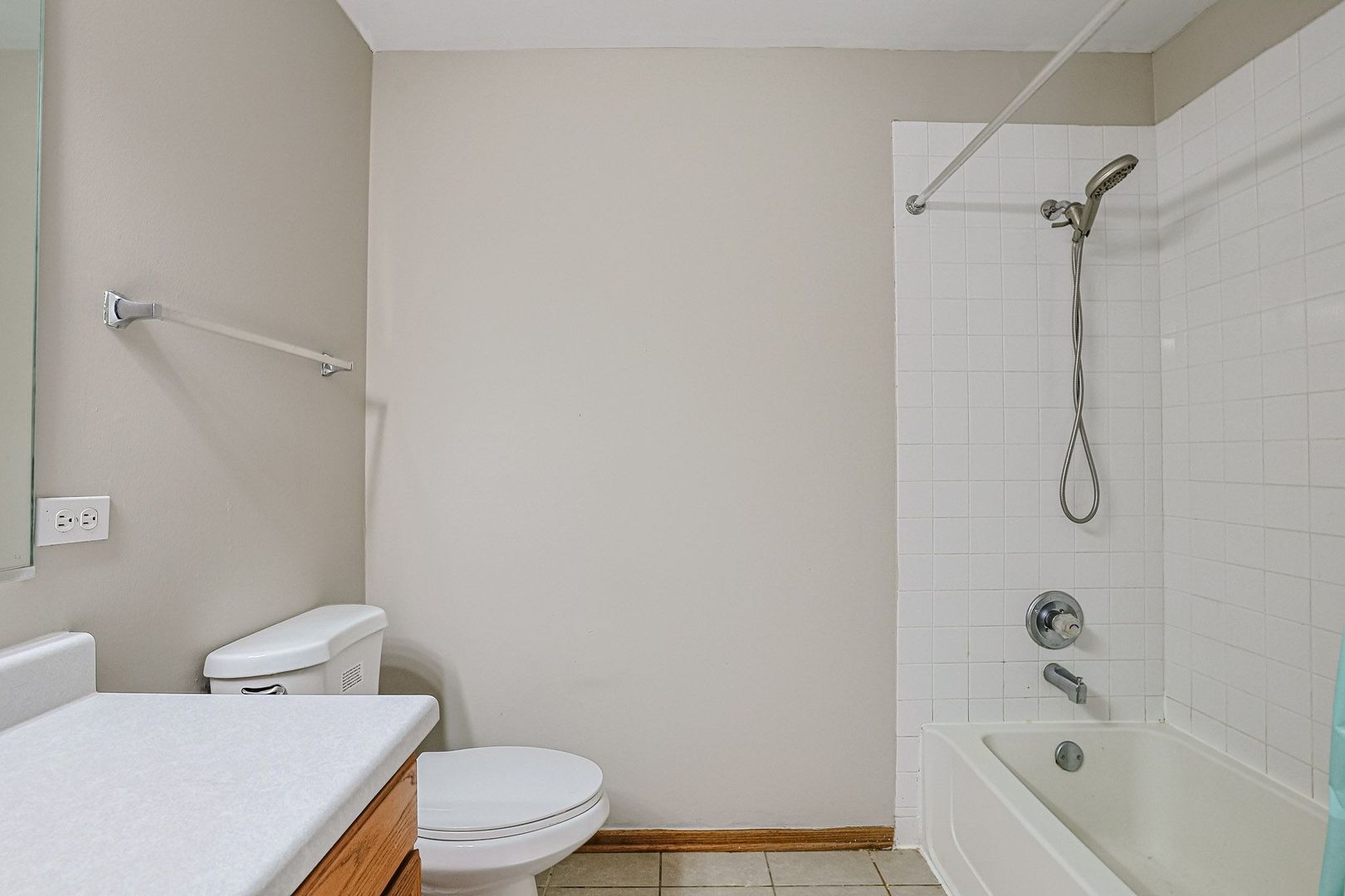 2815 POWELL Court Unit: 2815