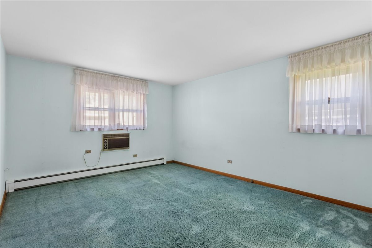 69 Lincoln Avenue Unit: 1S
