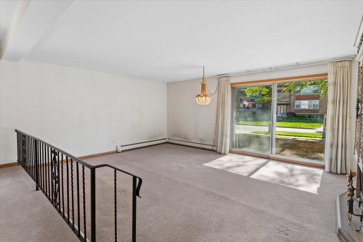 69 Lincoln Avenue Unit: 1S
