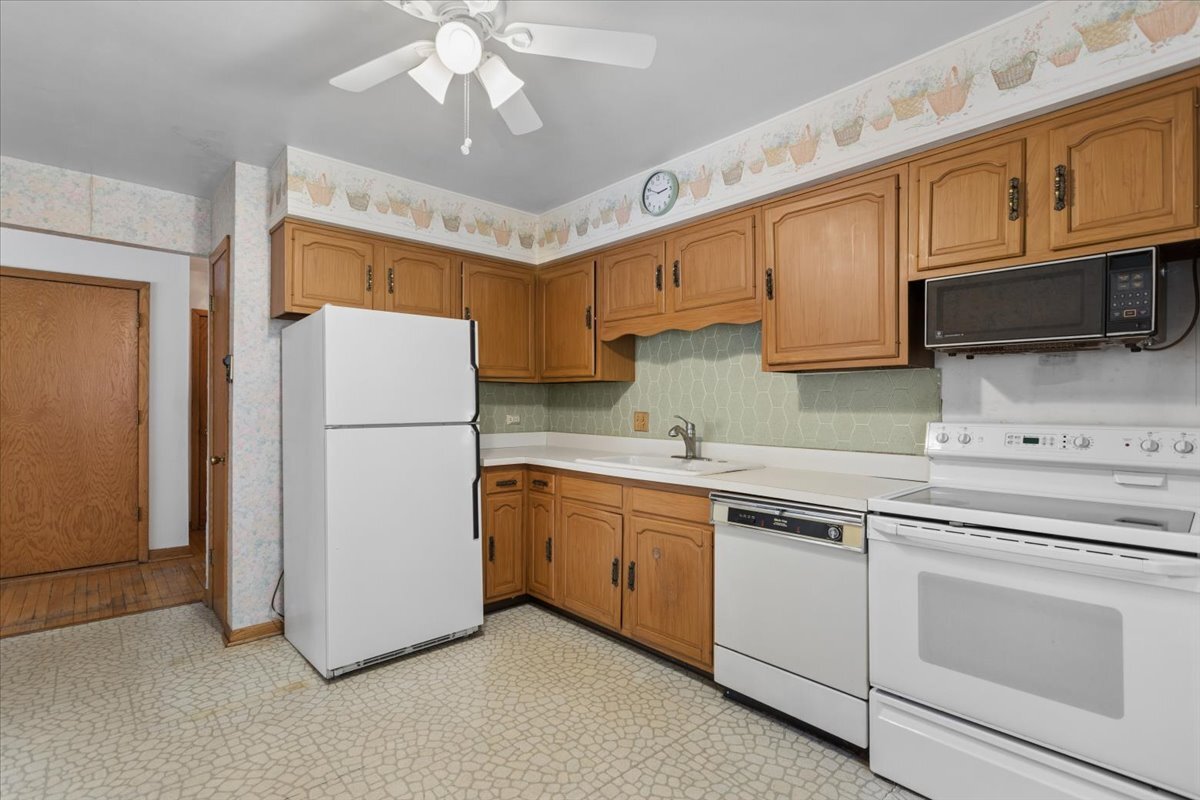 69 Lincoln Avenue Unit: 1S