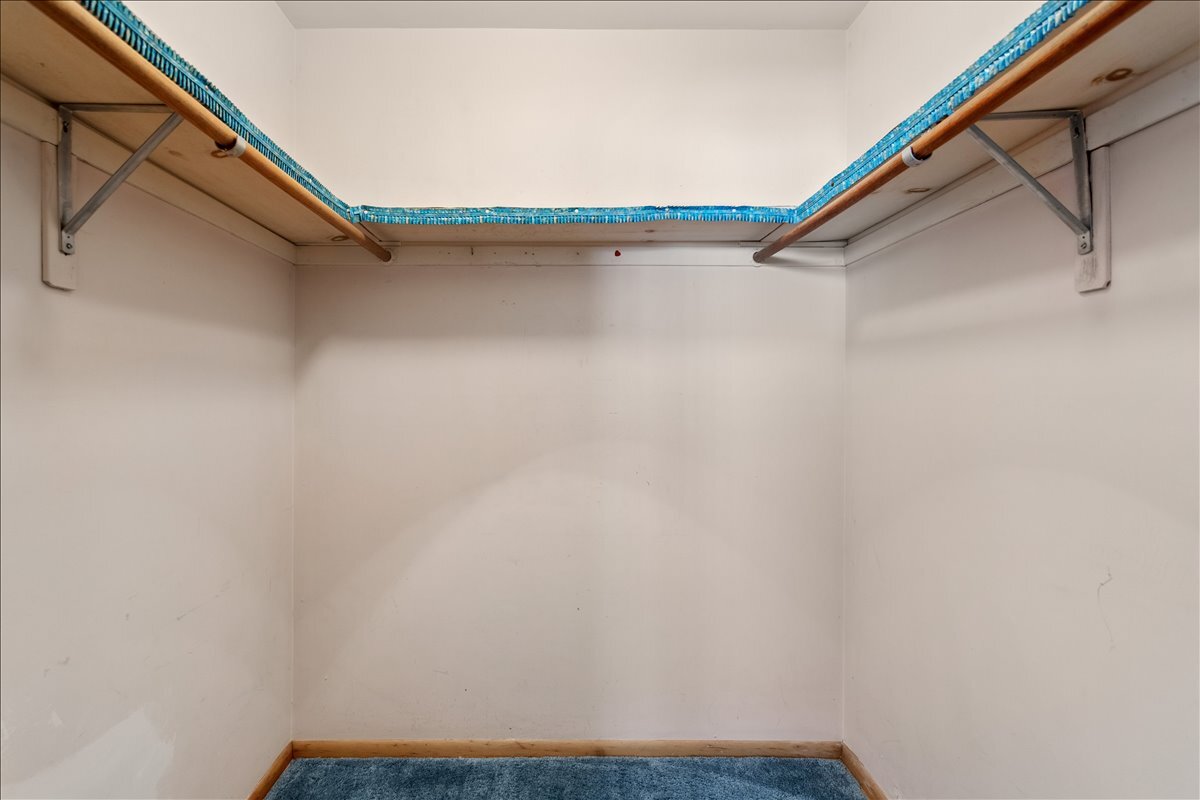 69 Lincoln Avenue Unit: 1S