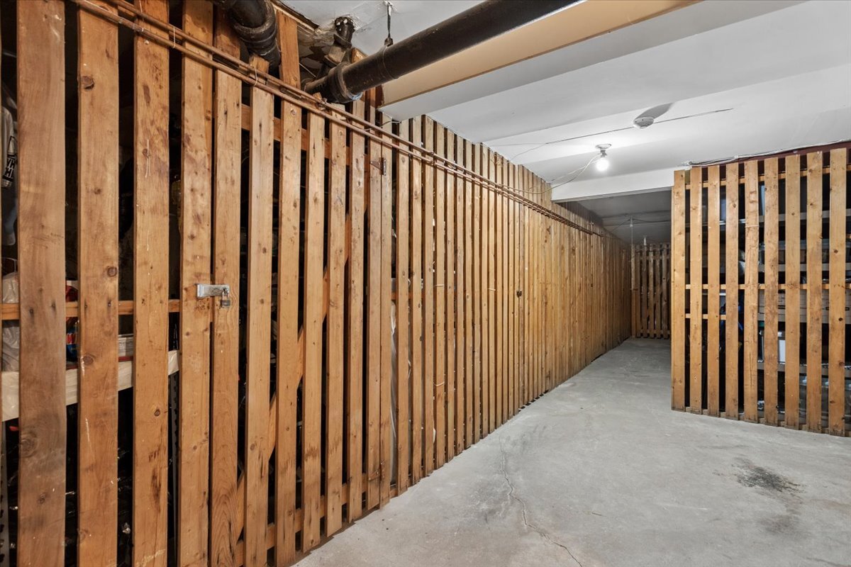69 Lincoln Avenue Unit: 1S