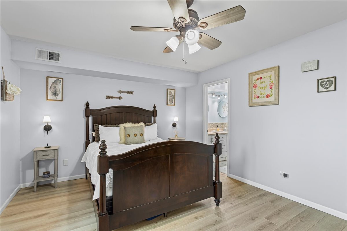 6814 Joliet Road Unit: 9