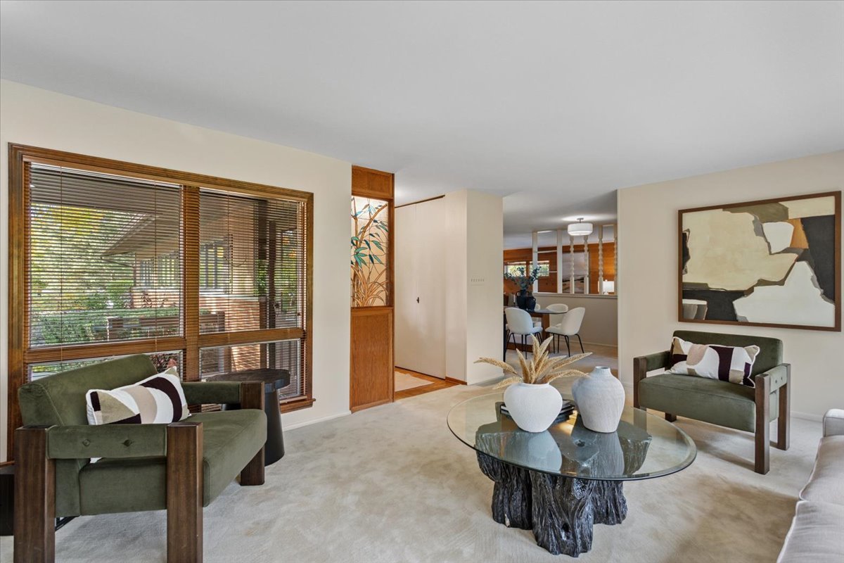 5441 S Edgewood Avenue