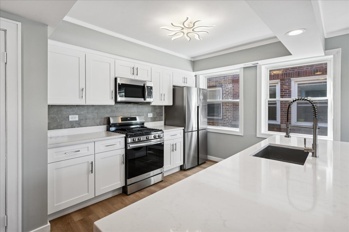 29 E Burlington Street Unit: A