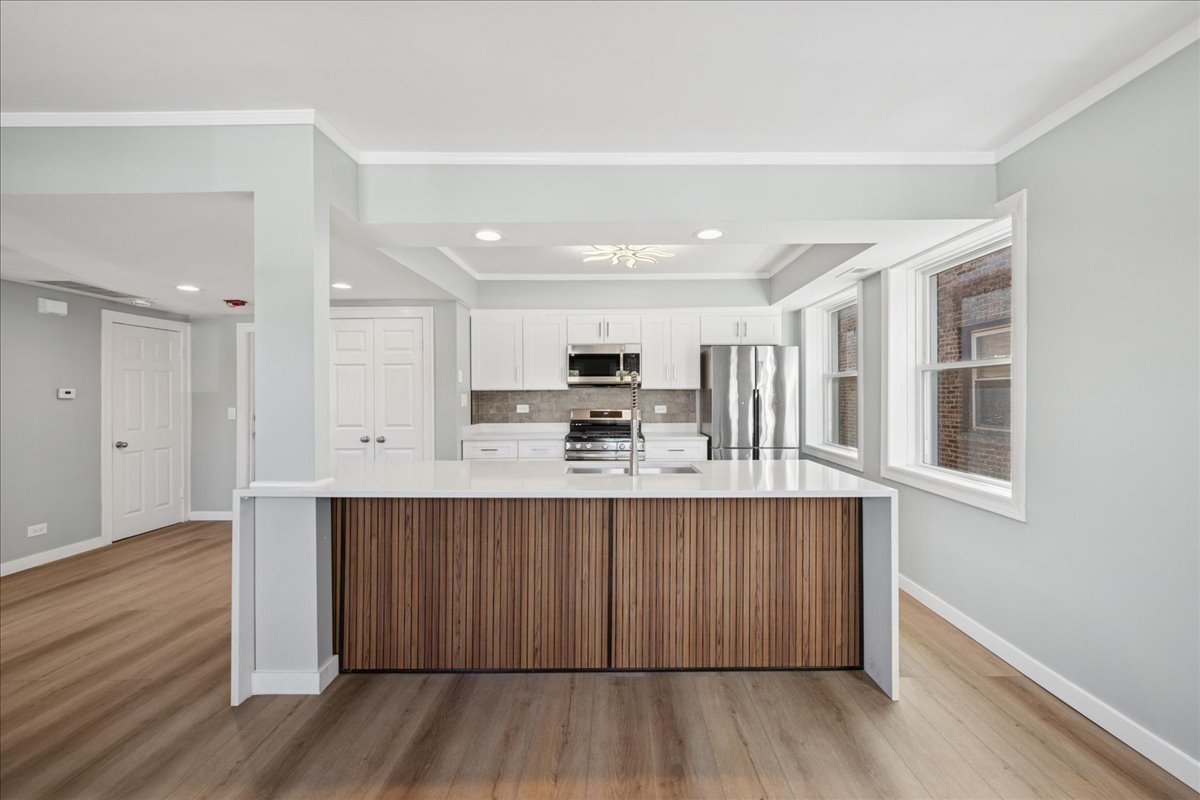 29 E Burlington Street Unit: A