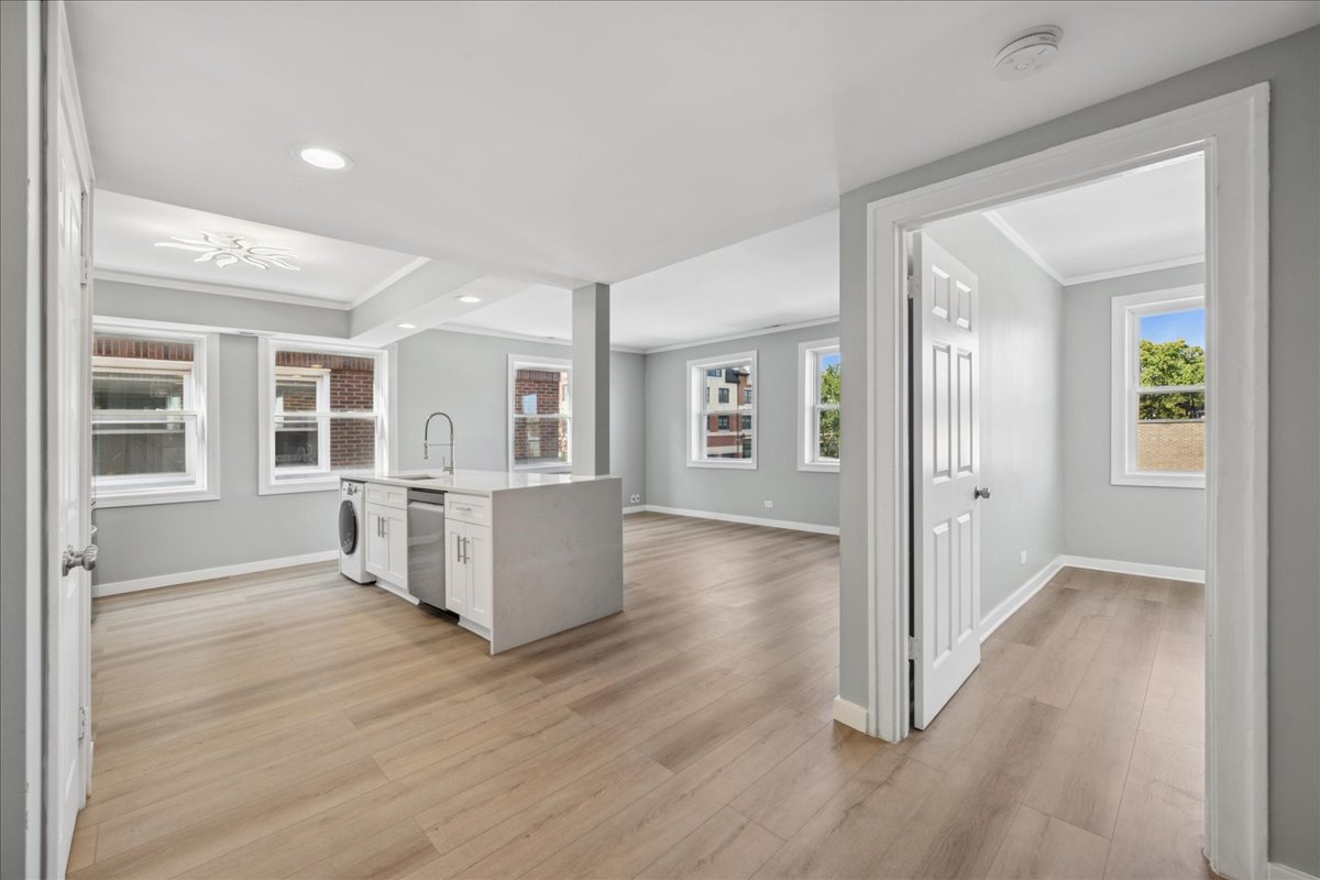 29 E Burlington Street Unit: A