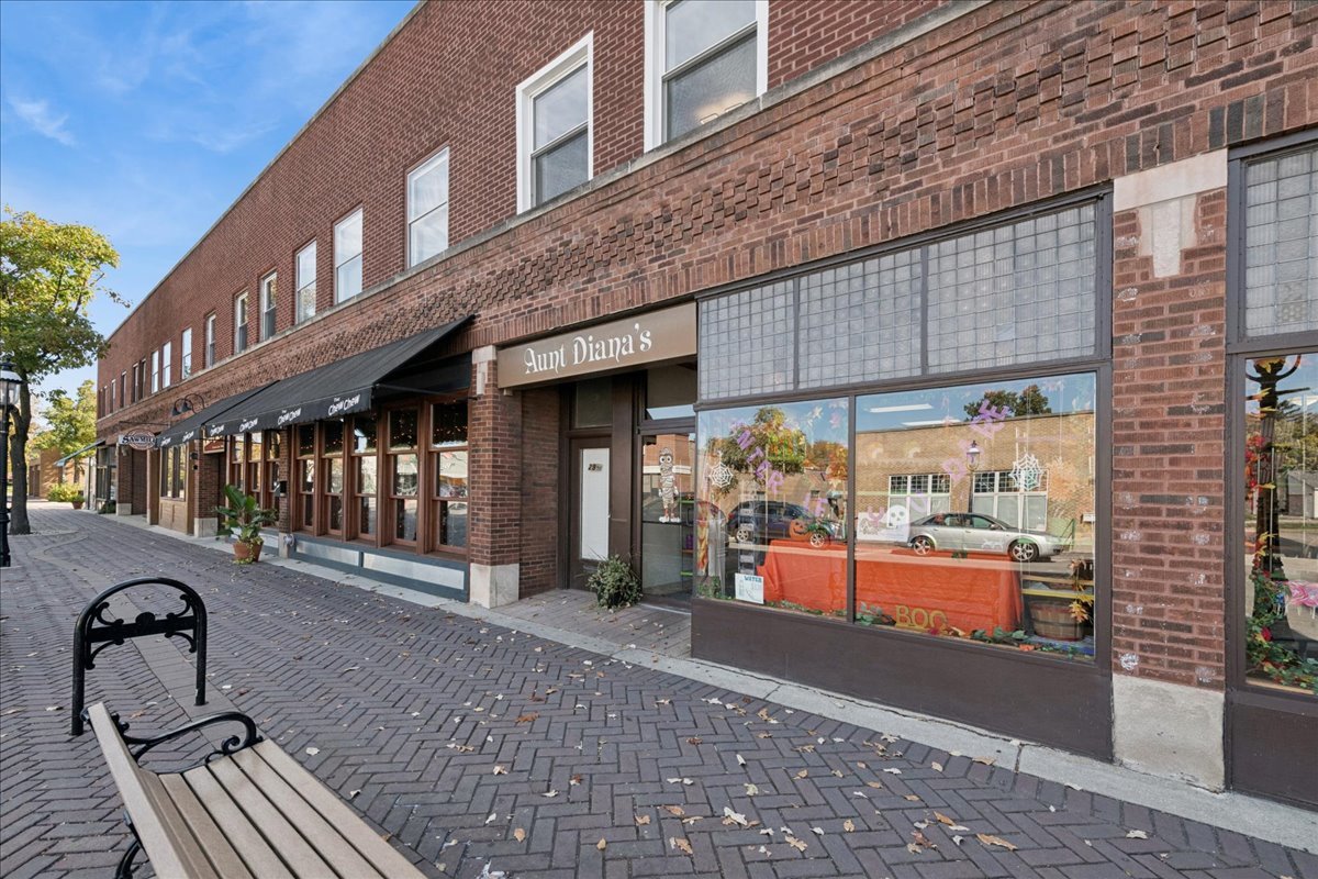 29 E Burlington Street Unit: A