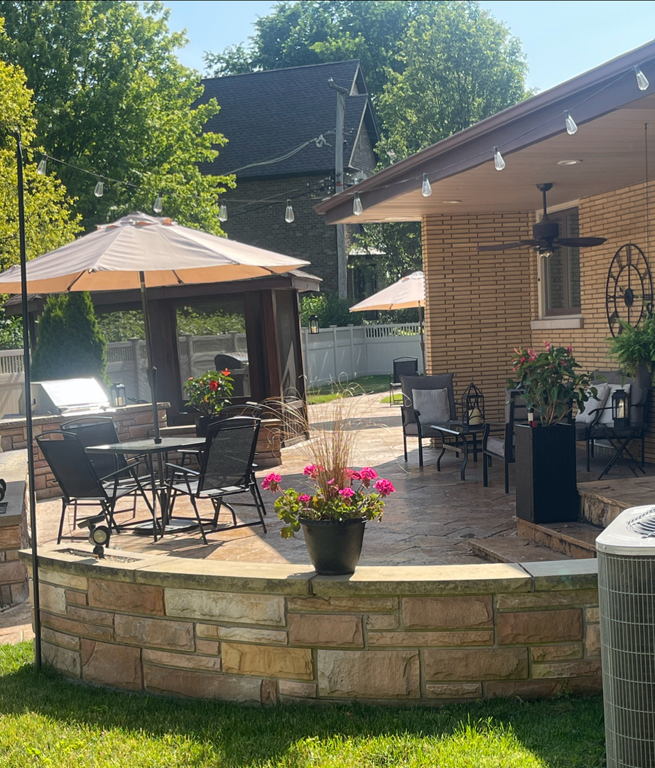 711 E Greenview Road