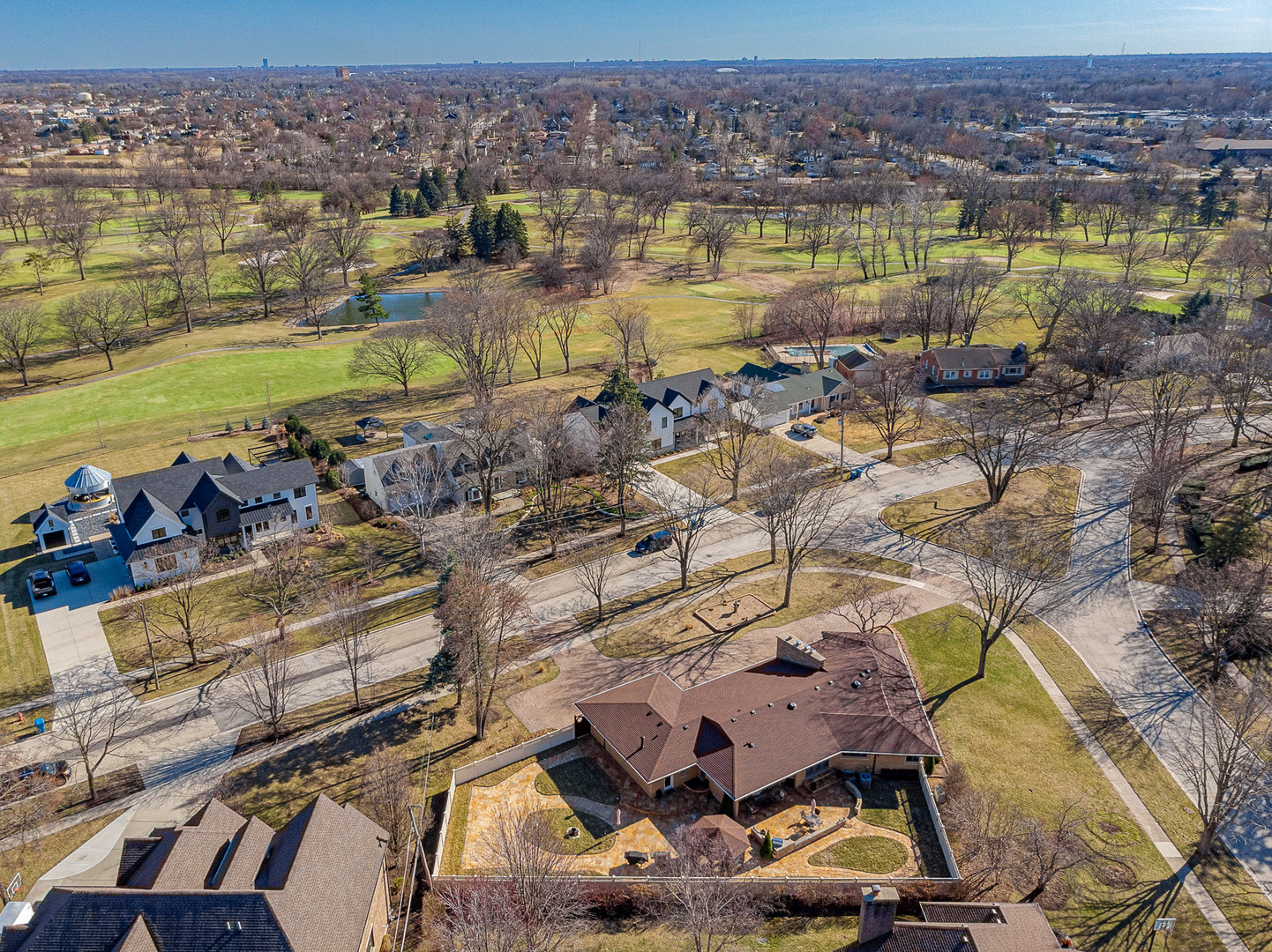 711 E Greenview Road