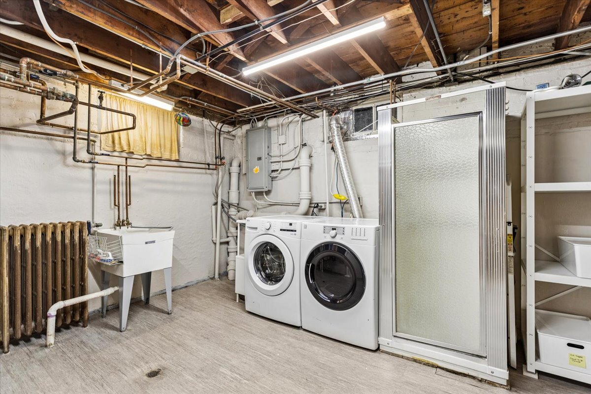 435 N Garfield Avenue