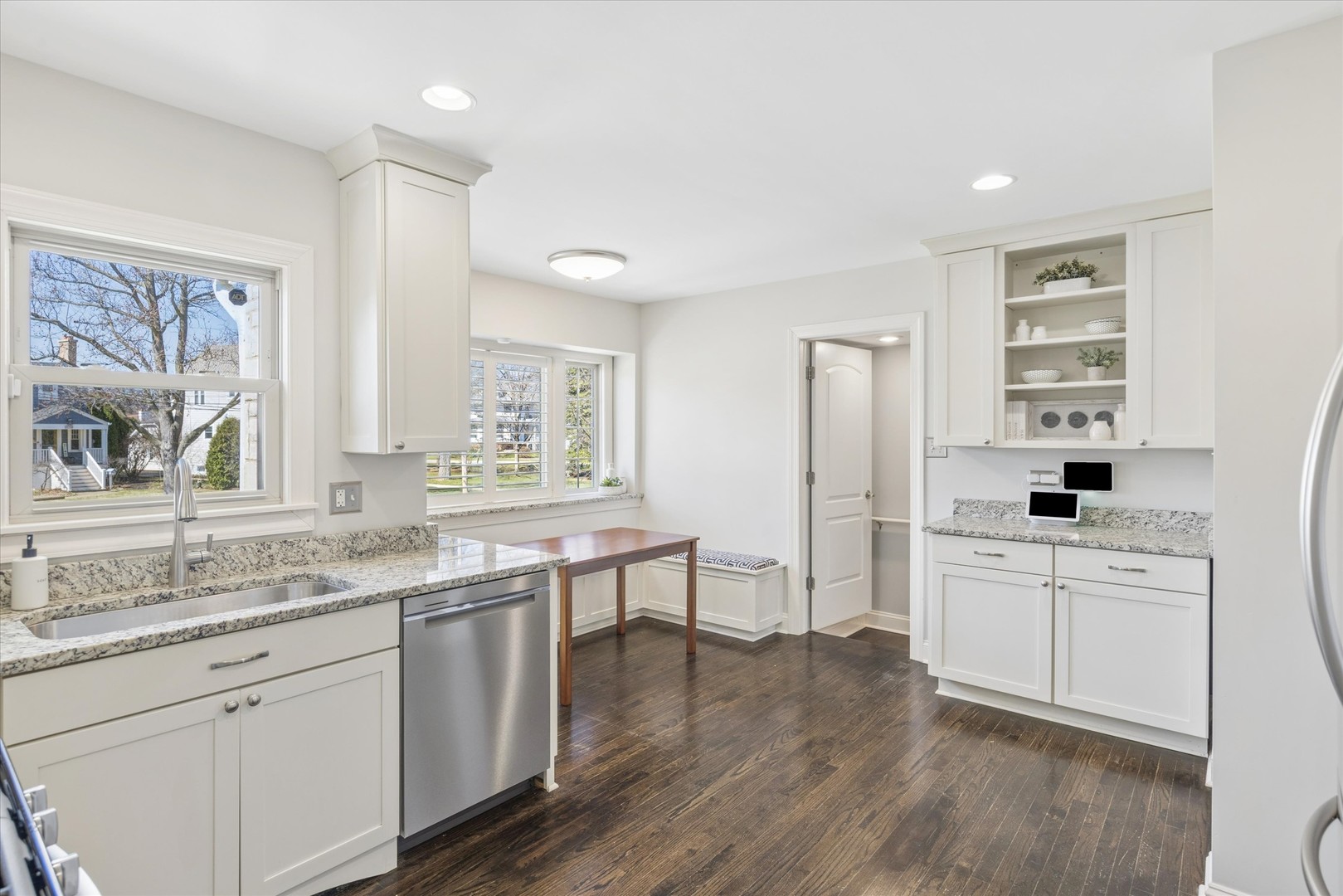 271 Sunset Avenue