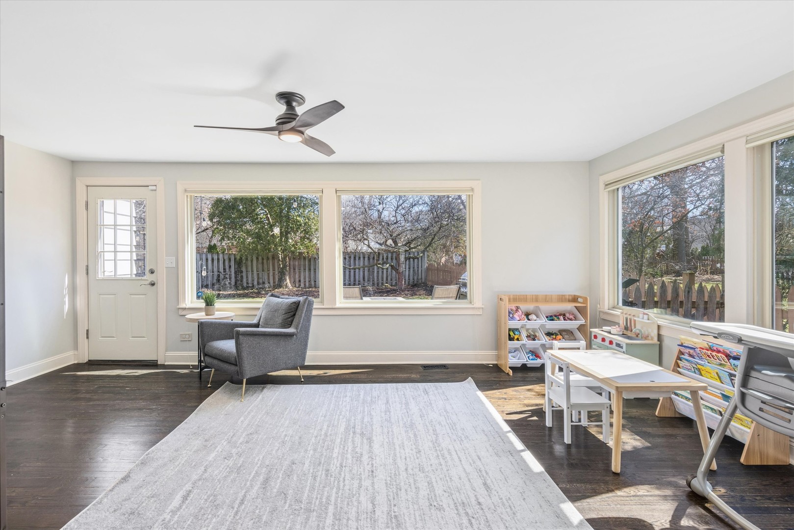 271 Sunset Avenue