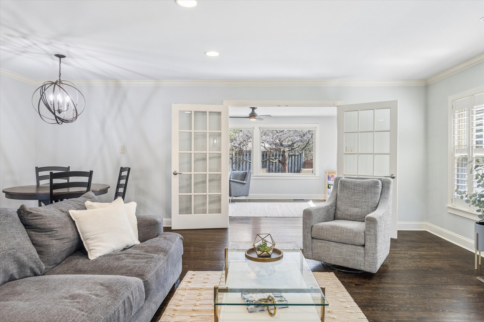 271 Sunset Avenue