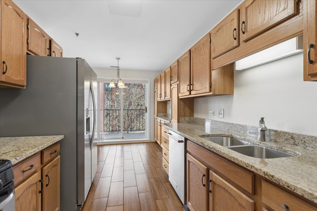 127 Acacia Circle Unit: 402