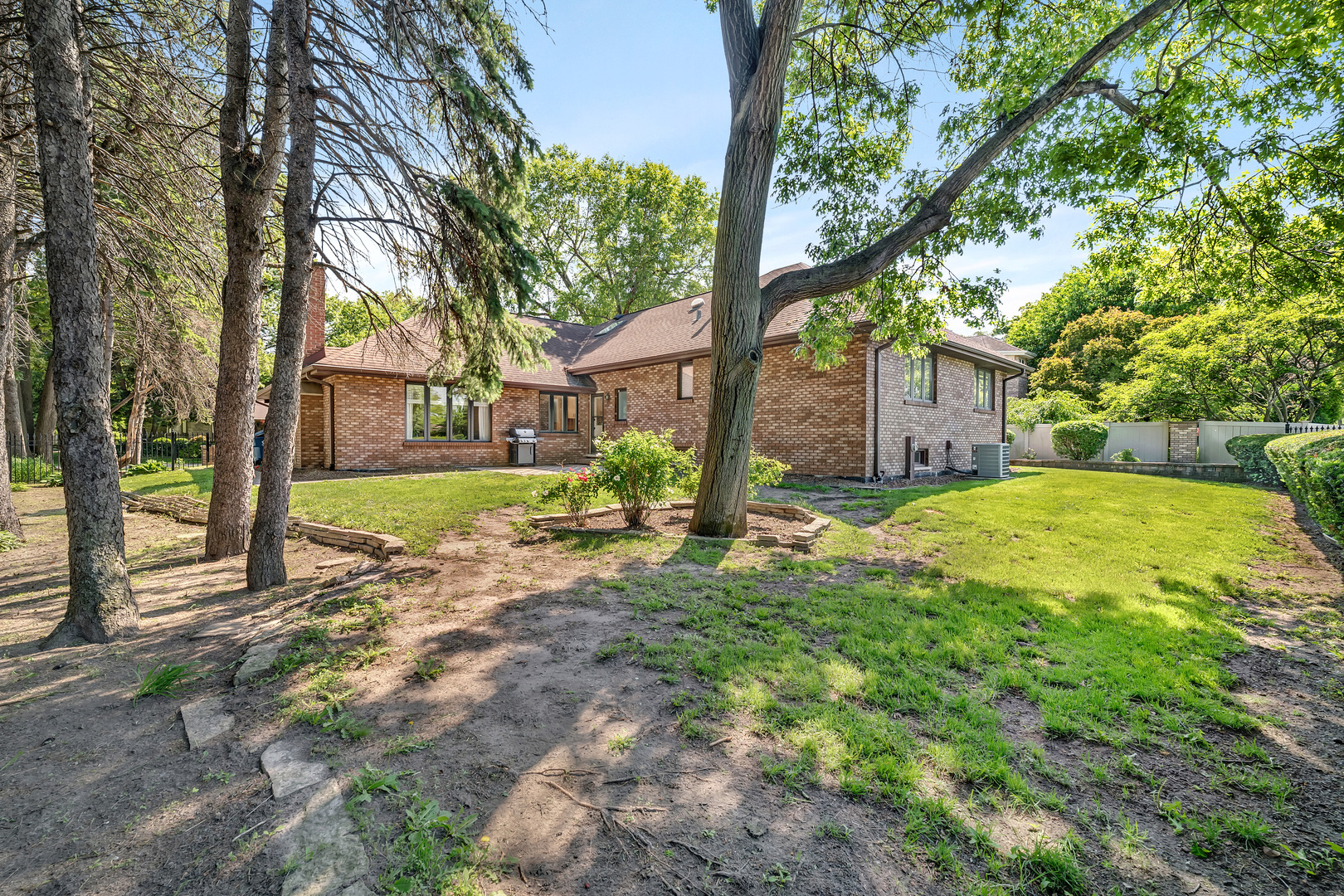 12305 S Spruce Court