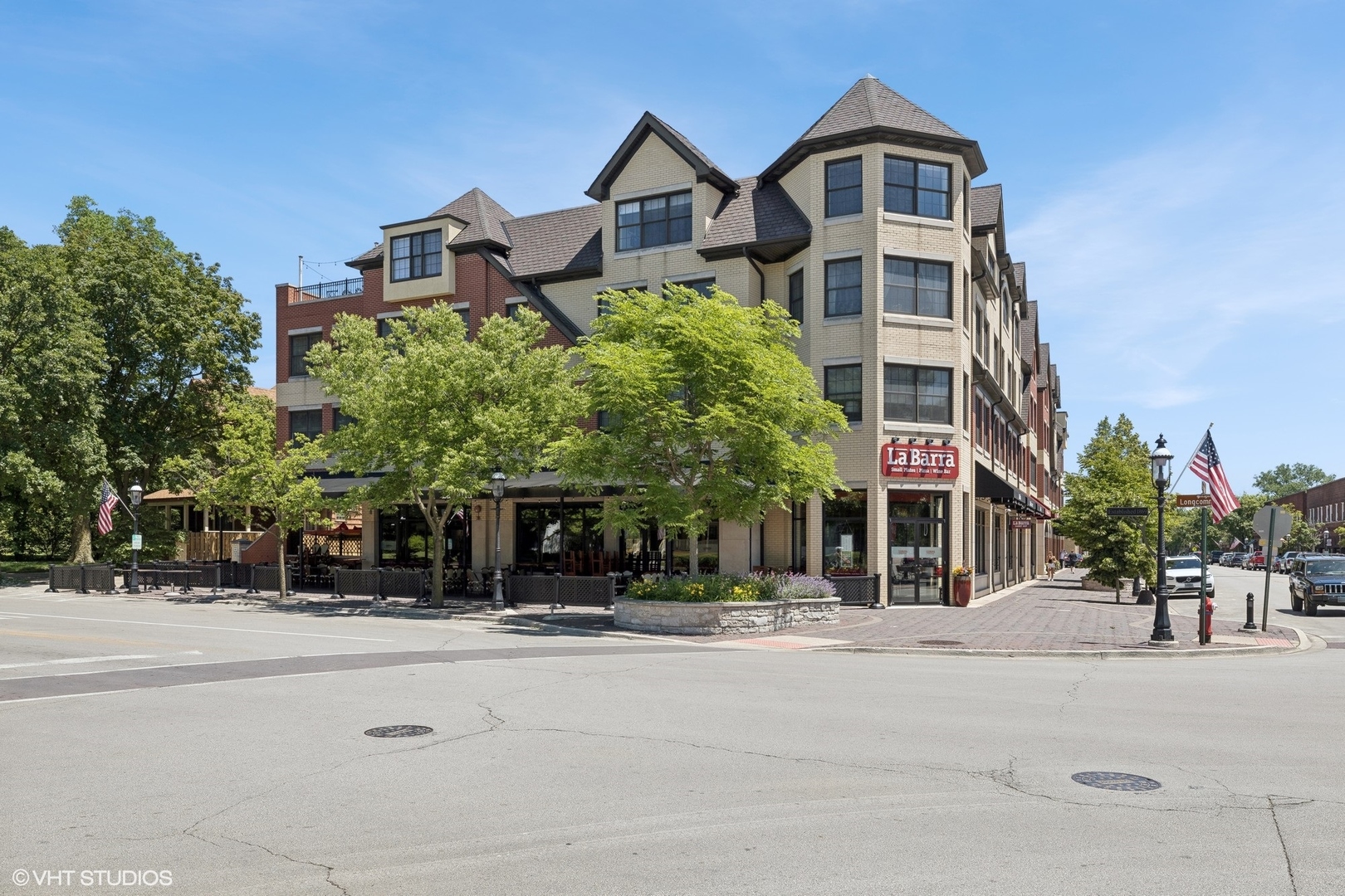 70 Pine Avenue Unit: 1A