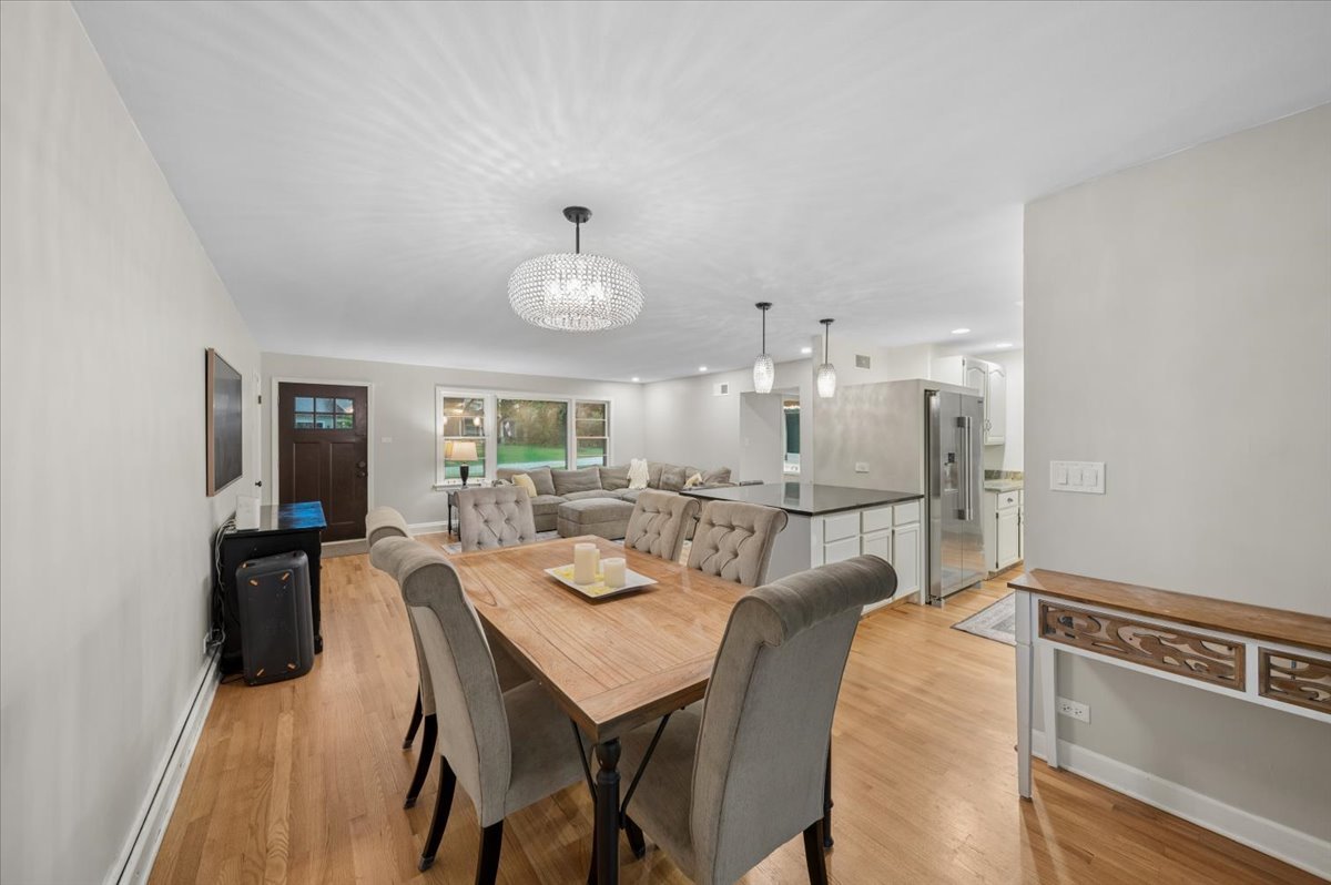 1308 W 53rd Place