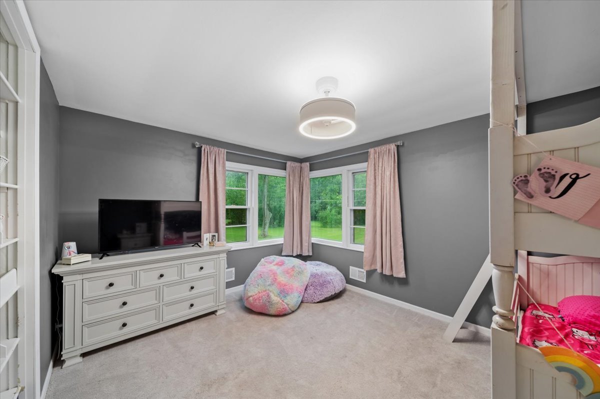 1308 W 53rd Place