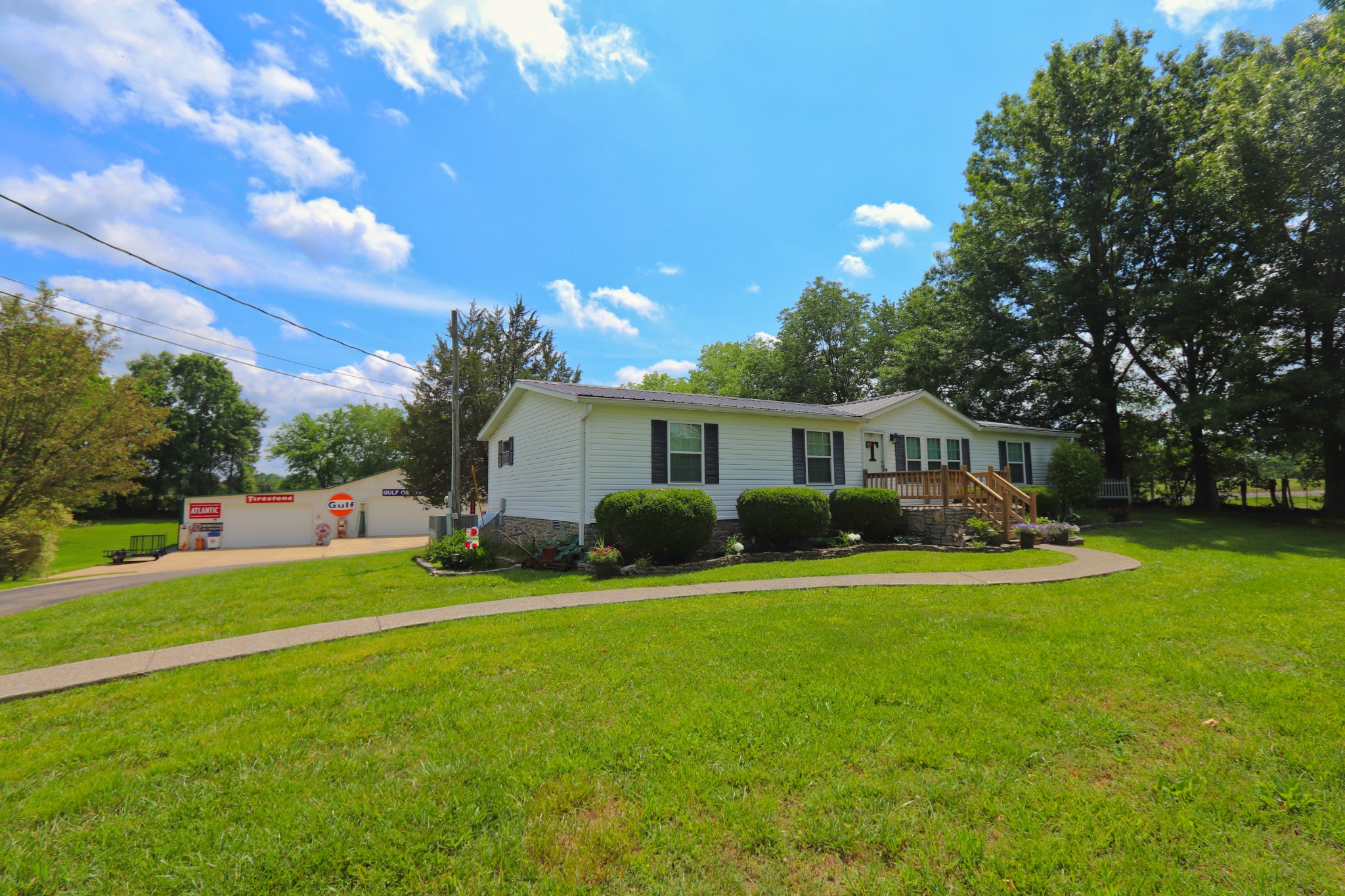 8996 Trousdale Ferry Pike