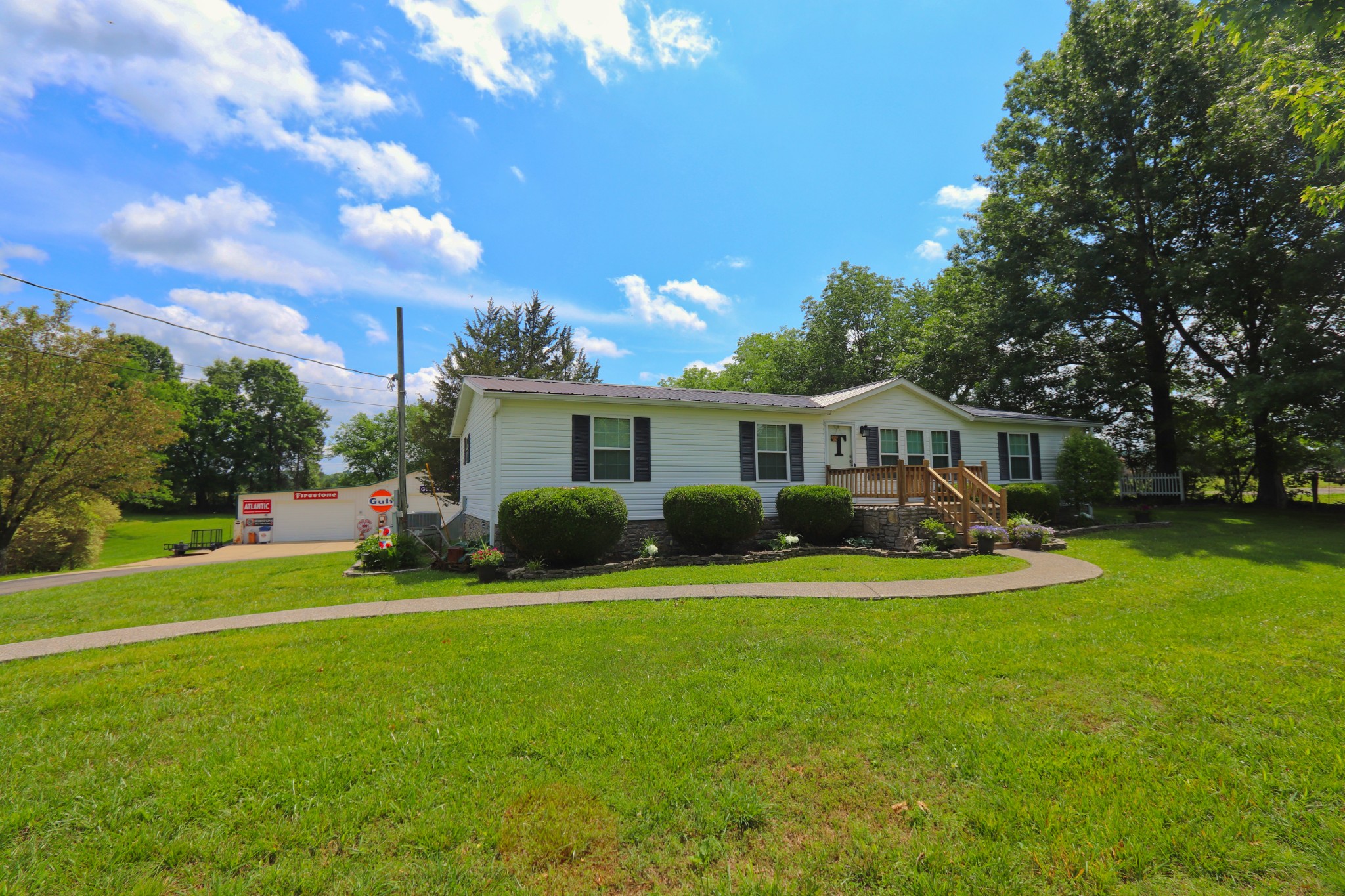 8996 Trousdale Ferry Pike