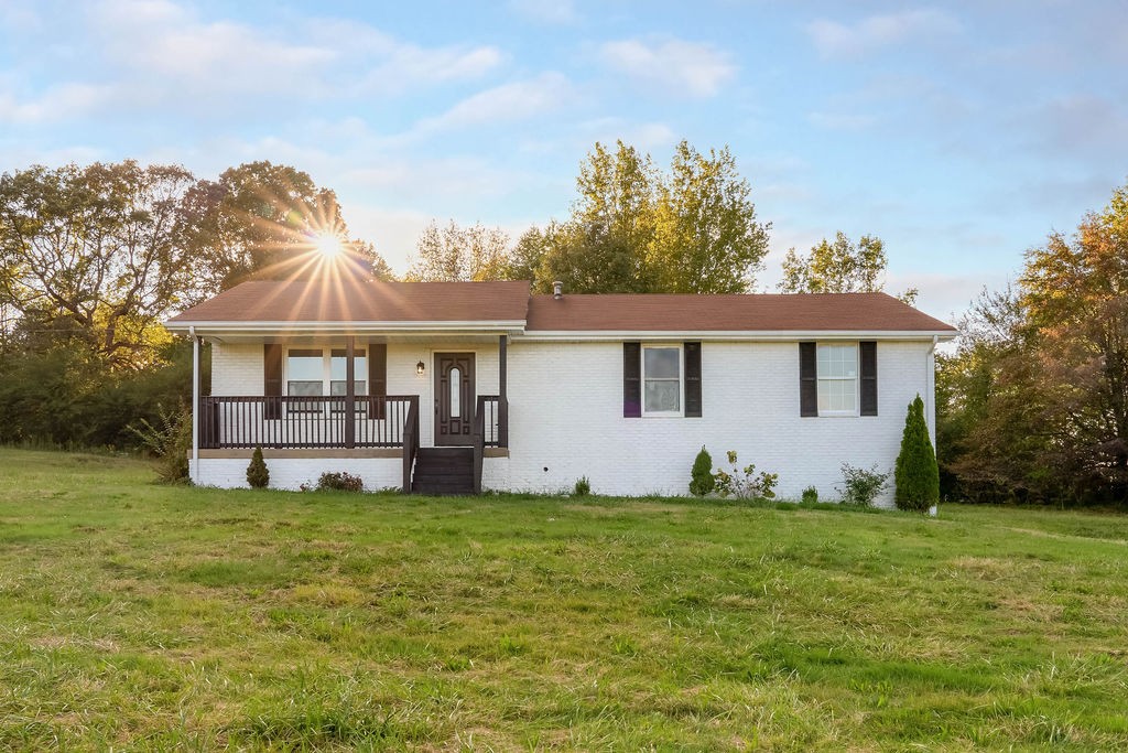 2381 Sylvia Rd