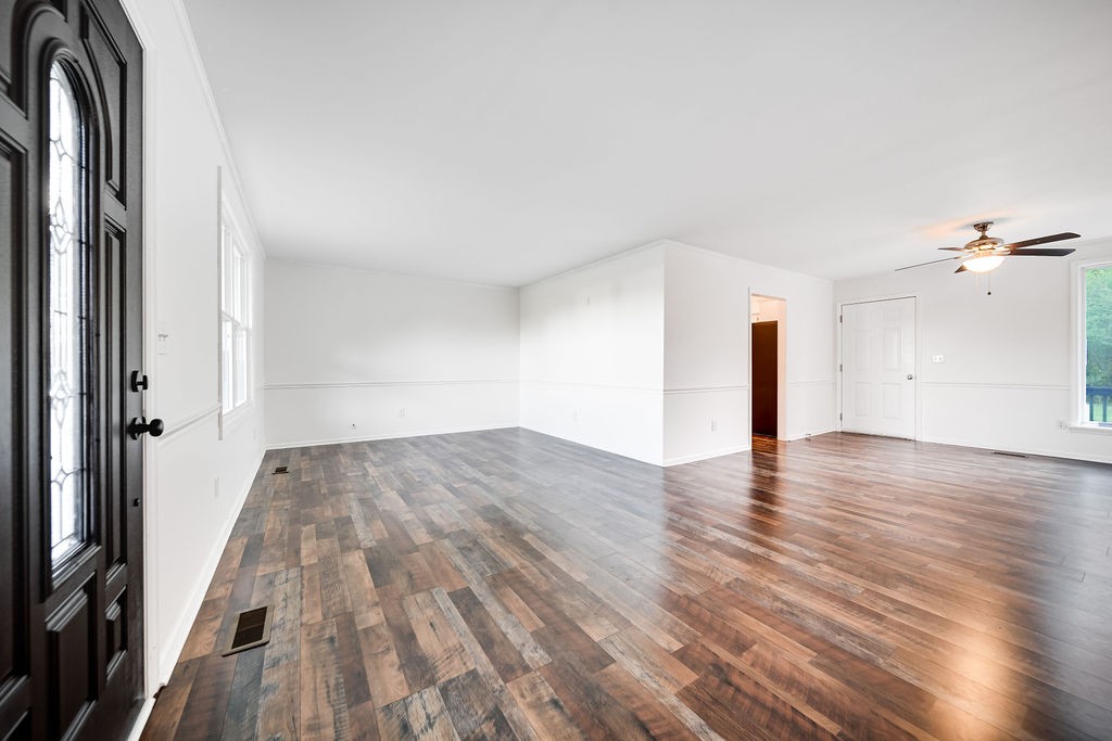 2381 Sylvia Rd