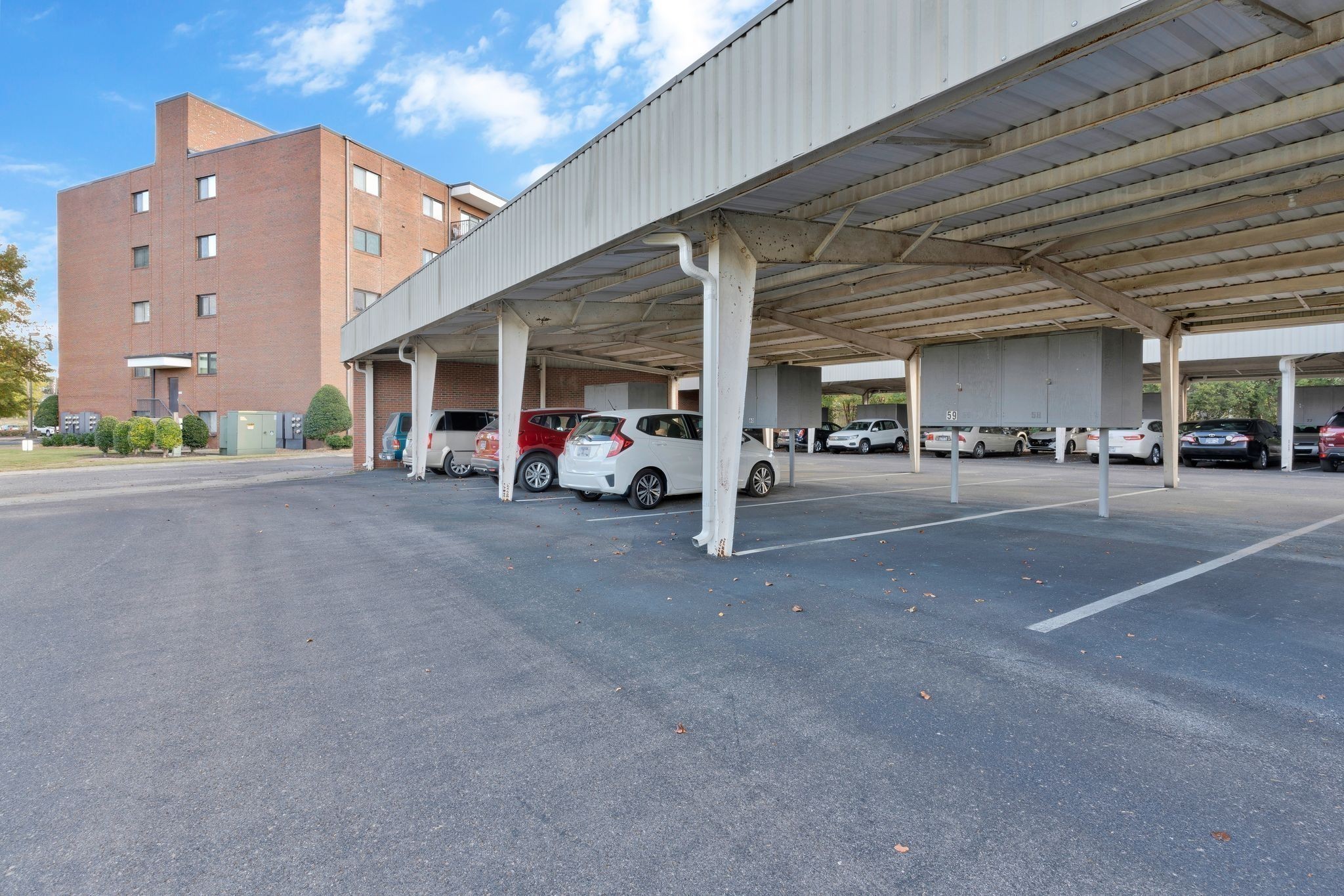 200 Sanders Ferry Rd Unit: 2504